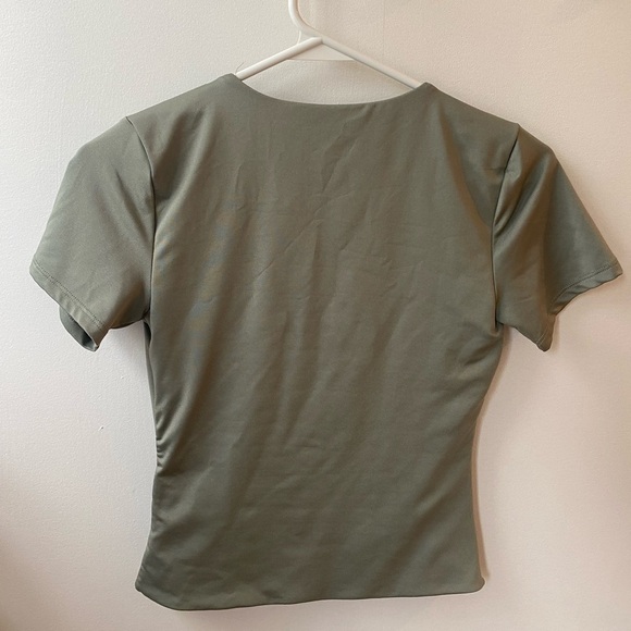 SWS Contour Olive Green Women's Top - Picture 3 of 3